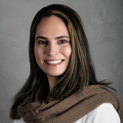 Sam Fariborz-1